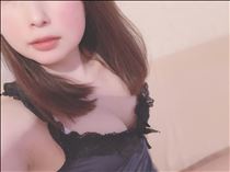 白川りん・花びら