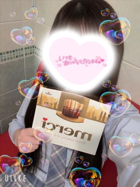 ~ﾍ(´ー｀*)ｶﾓｰﾝ