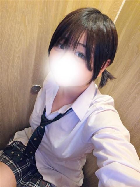 ちょこんとツインテ