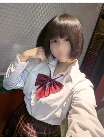 最近またこの制服！