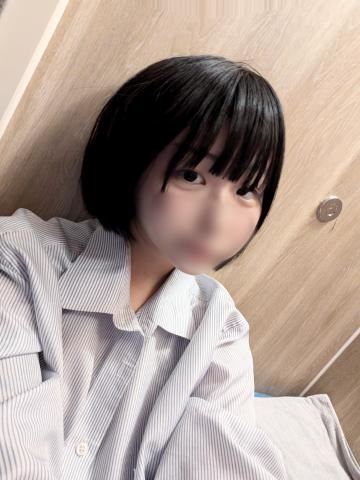 来てますん