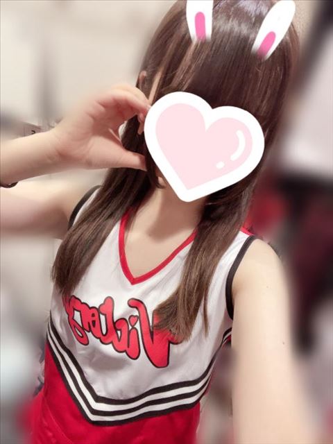 赤いチア、かわいい