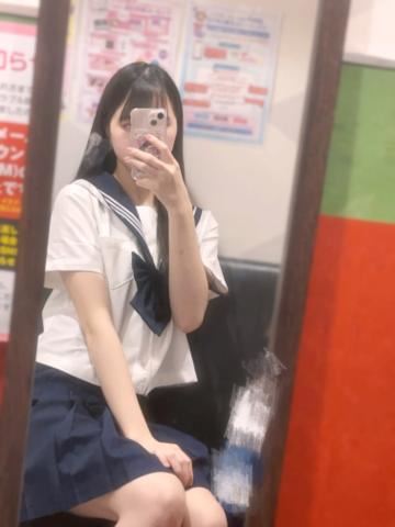 セーラー服嬉しい！
