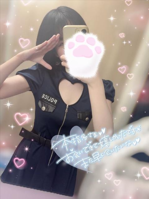 えっちなおまわりさん??