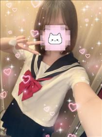 ねむ・白セーラー服?
