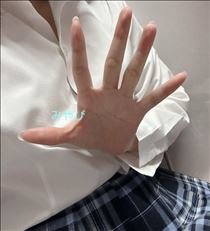 みやび・冷たい手で触られるの嫌いです