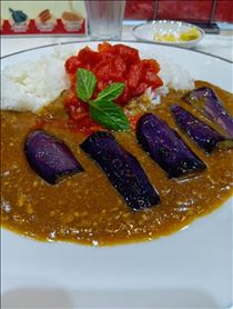 なつ・カレーって