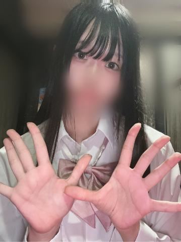 おそおそ....？