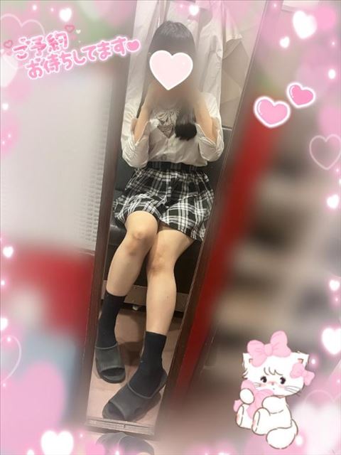 制服姿の女の子と....///