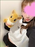 夜に登校するむぎ。