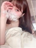 安心してください。履いてま...