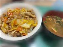 つかさ・??【おはようございます?昨夜は中華丼作りました！】??