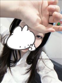 れい・顔面構築中