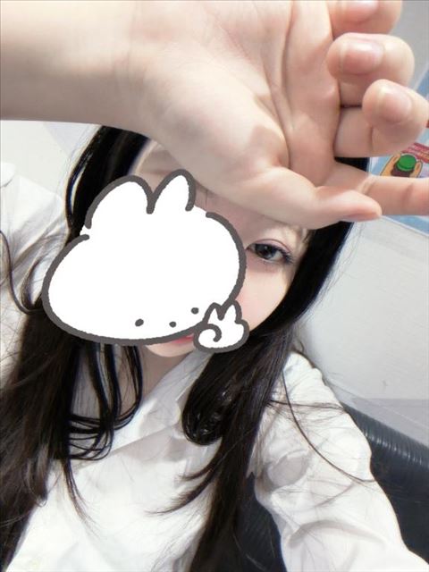 顔面構築中
