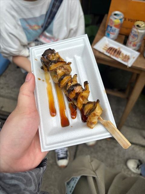 こちら、昨日食べたアカニシガイ