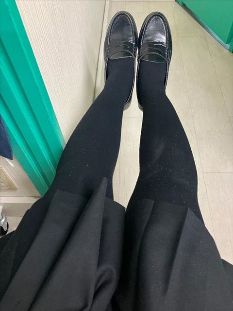 本日はタイツ