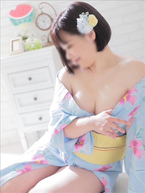 プロフィール写真 かえで|池袋の風俗・ファッションヘルス「スイカ」