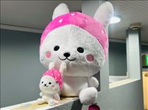 ななこ・スイカの守り神に敬礼♡