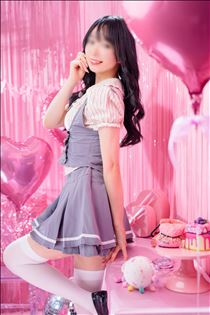 ななこ・ななこ、コンカフェへ行く♡