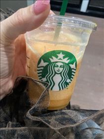 もも・明日出勤です