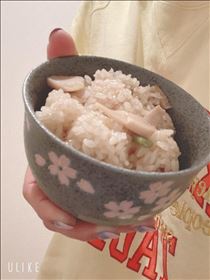 もも・ニョキニョキ