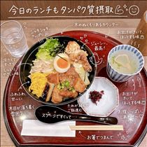 はな・本日のランチ(๑˘ ³˘๑)